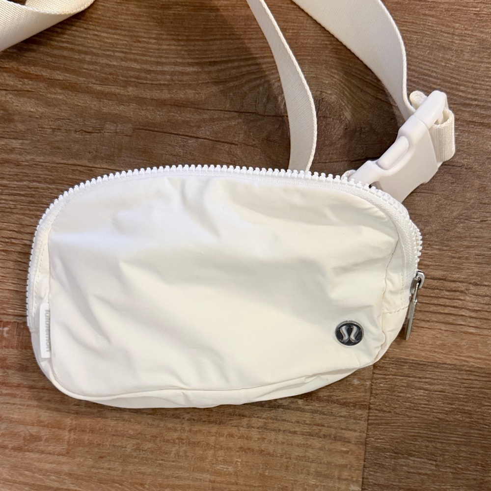 Lululemon white Belt Bag